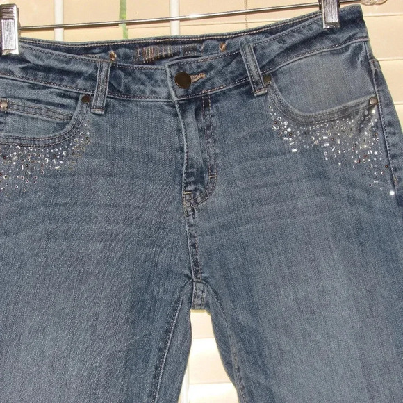 JENNIFER LOPEZ Boyfriend Light Wash Jeans Size 2 - Picture 2 of 8